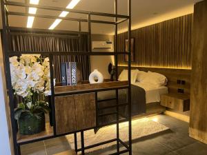 Posteľ alebo postele v izbe v ubytovaní Zero Degrees Hotel