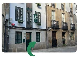 Edificio en el que se encuentra el hostal o pensión