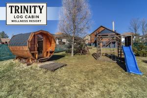 Foto dalla galleria di TRINITY Log Cabin Wellness resort a Štrba