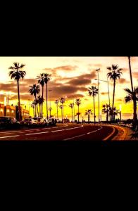 Východ nebo západ slunce při pohledu z apartmánu nebo okolí