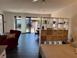 Khu vực ghế ngồi tại Love Sardinia