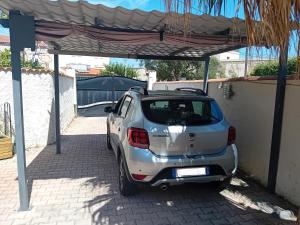 Φωτογραφία από το άλμπουμ του Charmante chambre avec vue mer - parking privée στη Λα Σιοτά