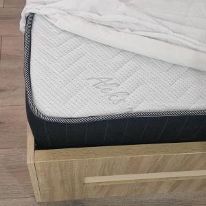Voodi või voodid majutusasutuse Square Apartment toas