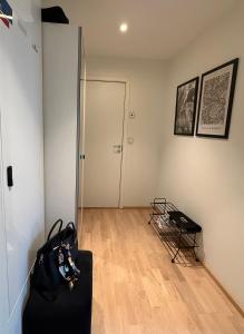 Et opholdsområde på Koselig toroms på Skillebekk