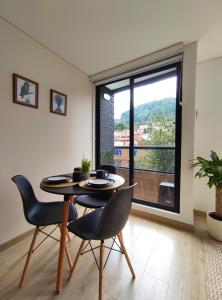 Nespecifikovaný výhled na hory nebo výhled na hory při pohledu z apartmánu