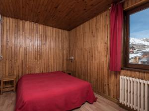 Łóżko lub łóżka w pokoju w obiekcie Charmant T3 lumineux avec balcon à Tignes Le Lac, proche pistes et commerces - FR-1-502-442