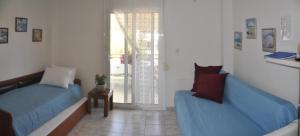 A seating area at Agapi Apartments