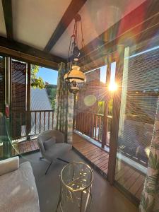 Un balcón o terraza en Chamarel Mountain chalets