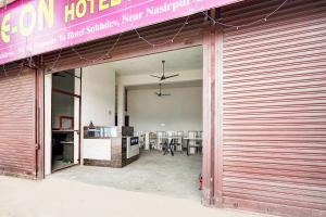 Fotografie z fotogalerie ubytování Spot on Highway Haveli v destinaci Roorkee