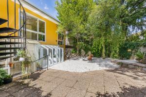 Giardino di Charming Garden Guest Suite in Leafy Yarralumla