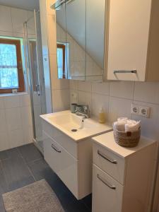 Kuchyň nebo kuchyňský kout v ubytování Ferienwohnung Harrer