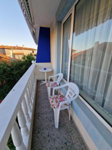 A balcony or terrace at Exotic Guest House