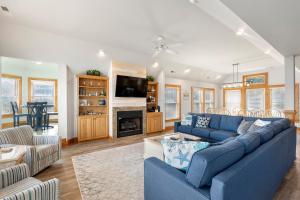 Μια τηλεόραση ή/και κέντρο ψυχαγωγίας στο Rescued