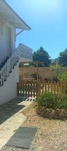 A garden outside Contrada Vento home sharing