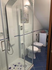 A bathroom at Casa Paola nel Chianti