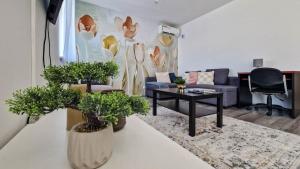 Posedenie v ubytovaní Amphora Luxury Apartment with FREE private Parking and cozy Balcony