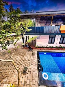 Bazén v ubytování BOB Forest Stay nebo v jeho okolí