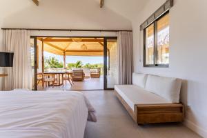 Postel nebo postele na pokoji v ubytování Villa Florens + 67 fotografií