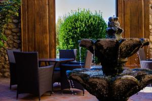 Posezení v ubytování Masía Durbá Hotel
