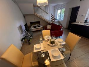 Posezení v ubytování Domy szeregowe Klif + 27 fotografií