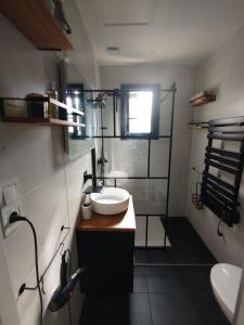 Et badeværelse på La maison des moments + 34 billeder