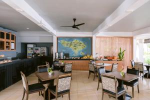 Drykkir á Legong Keraton Beach Hotel