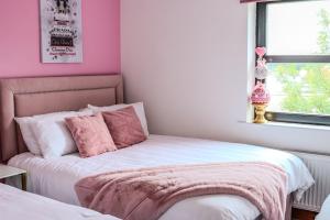 Letto o letti in una camera di Spacious Apartment Killorglin Town Centre