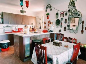 Kuchyň nebo kuchyňský kout v ubytování Telal Compound Ain EL Sokhna Sea and pool Villa