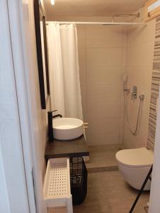 Imagen de la galería de Αντώνης και Γεωργία Ζερβού, en Kamarai 15 fotos más