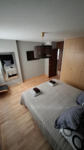 Posteľ alebo postele v izbe v ubytovaní APARTAMENTO LA CALA DE MIJAS VITANIA COSTA DEL SoL + 18 fotografií