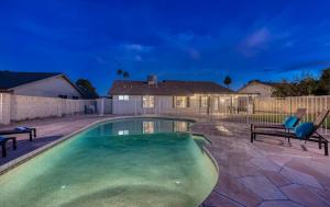 Fotografie z fotogalerie ubytování Fabulous With Complimentary Private Heated Pool! v destinaci Mesa