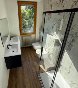 Phòng tắm tại Mira Lago Loft