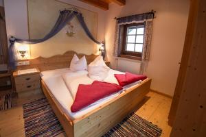 Postel nebo postele na pokoji v ubytování Familienwanderhof Eggeler