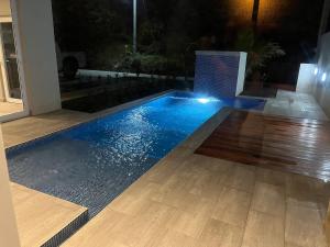 Hồ bơi trong/gần 3BR villa, 4 bathrooms, private pool & a Free-Ford EcoSport 2018
