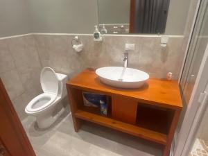 Phòng tắm tại 3BR villa, 4 bathrooms, private pool & a Free-Ford EcoSport 2018
