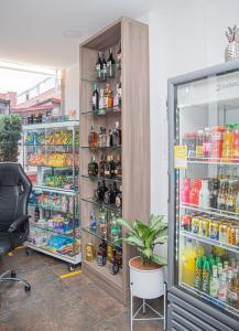 Supermarket või muud poed apartemendis