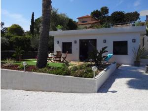 Zahrada ubytování La VILLA SANARY Coeur de Portissol - Parking privé- Prise recharge voiture