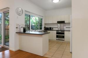 Gallery image of Three Bedroom Townhouse in Hawks Nest