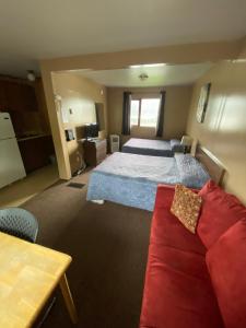 Postel nebo postele na pokoji v ubytování ValleyView Motel