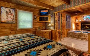 Кровать или кровати в номере The Lakota Wolf Cabin +23 фотографии