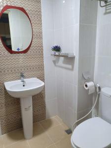 Photo de la galerie de l'établissement Sunvida Condo across SM City Cebu, à Cebu