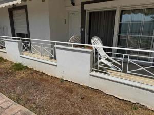A balcony or terrace at Τhe Sunny Apartments