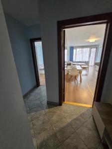 Gallery image of Апартамент ЛаХабана до плажа в Поморие in Pomorie +8 photos