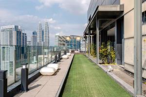 Το κτήριο όπου στεγάζεται  το διαμέρισμα