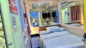 LongWin Hostel - Jordan MTR 객실 침대