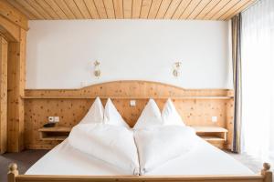 Llit o llits en una habitació de Hotel Filli