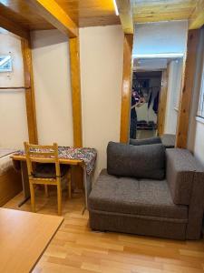 Istumisnurk majutusasutuses Guesthouse Rest