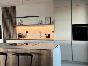 Køkken eller tekøkken på Primosten Resort Sunhill P1-S5 + 55 billeder