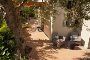Κήπος έξω από το House of Harmony Comfort Studio Stefanos +8 φωτογραφίες