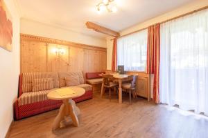 Posedenie v ubytovaní Alpenpension Pfurtscheller
